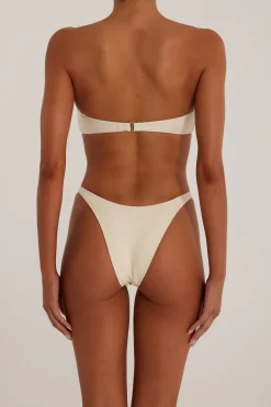 Rosette Bandeau Top