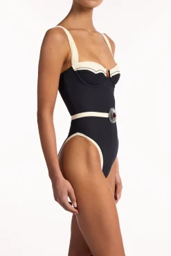 Western One Piece