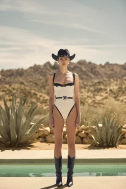 Western One Piece